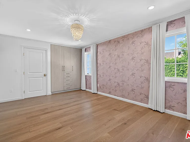 462 Warner Ave — Photo 39