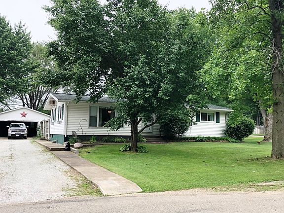 2nd image of 285 W Hickory Hills Dr