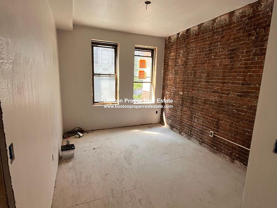 2nd image of 913 Boylston St #1I
