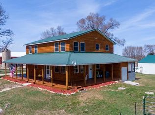 W7170 County Line Rd, Fort Atkinson, WI 53538