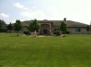 95 Chimney Oaks Dr, Okemos, MI 48864