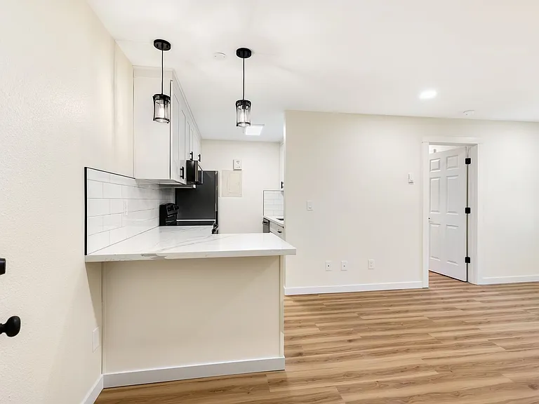 Belcourt Apartments — Photo 13