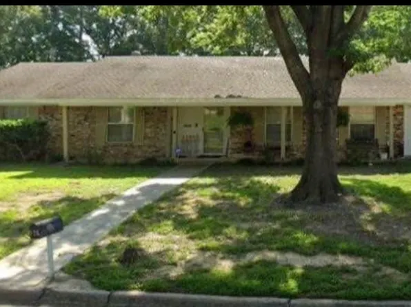 128 Hollybrook St, Gilmer, TX 75644