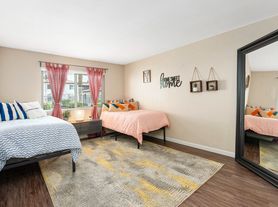 University Riverside Gardens - Near UCR