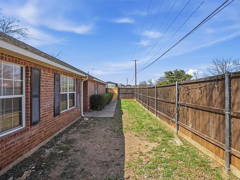 2803 Wayside Ave — Photo 26