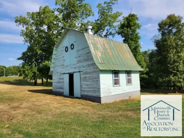 37 Church St, Ridgeway, VA 24148