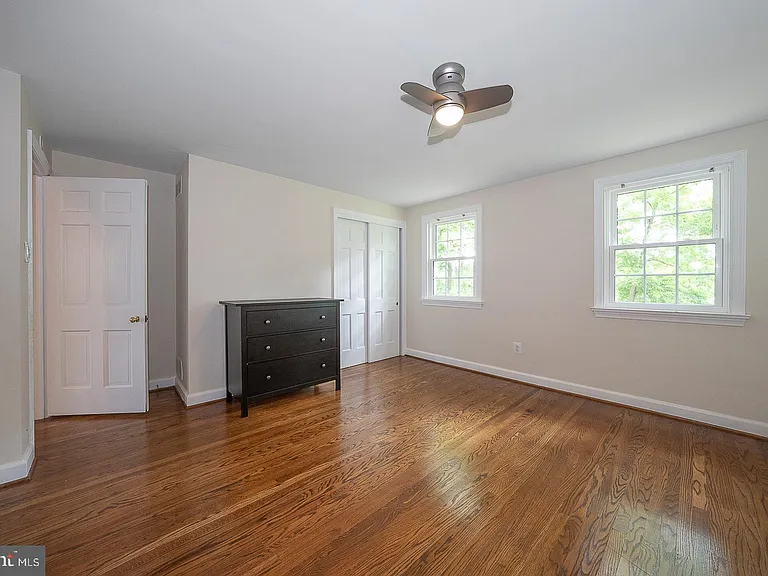 538 Conestoga Rd — Photo 27