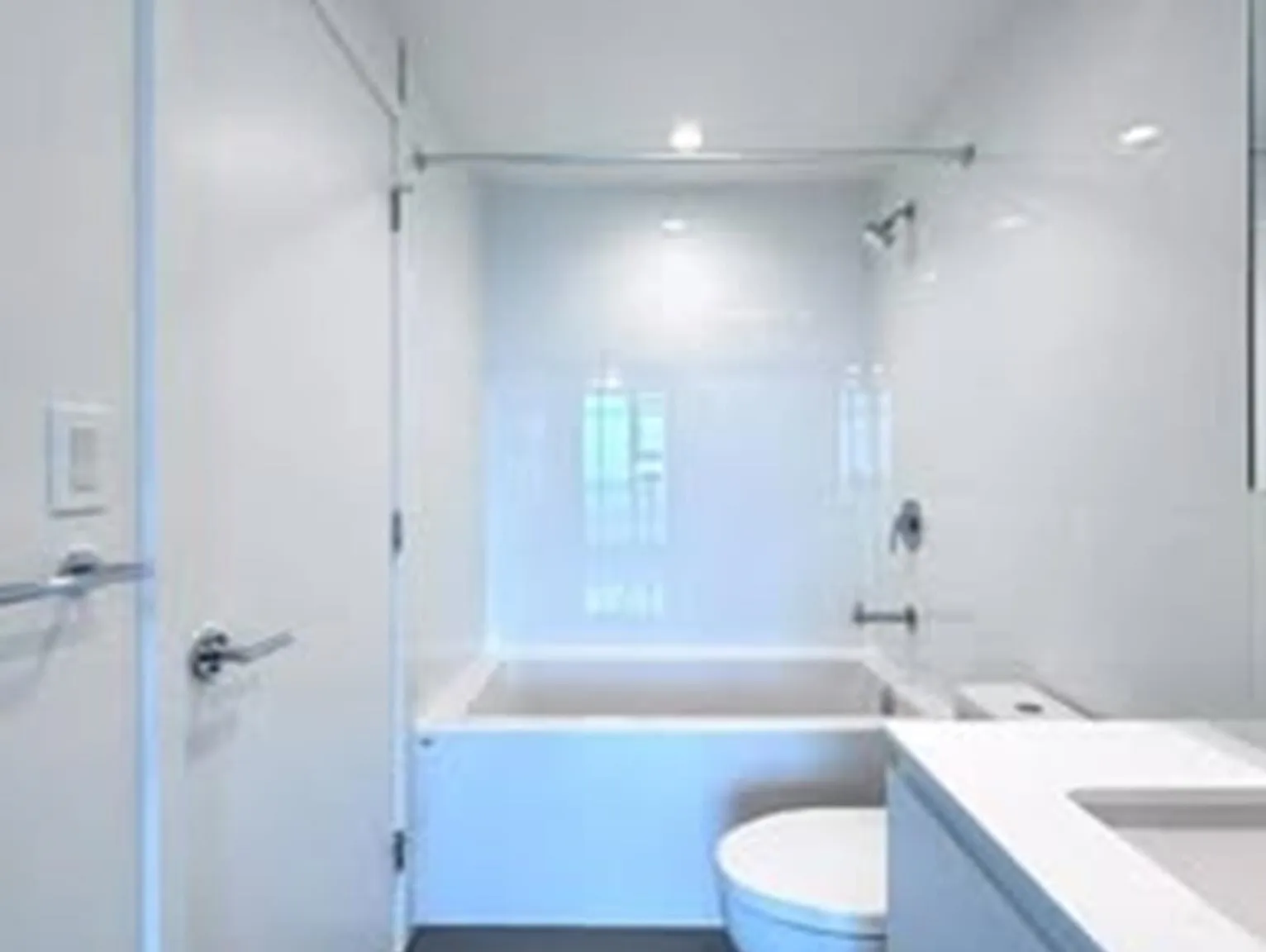 1 bed, 575 sqft, $2,200 — Photo 4