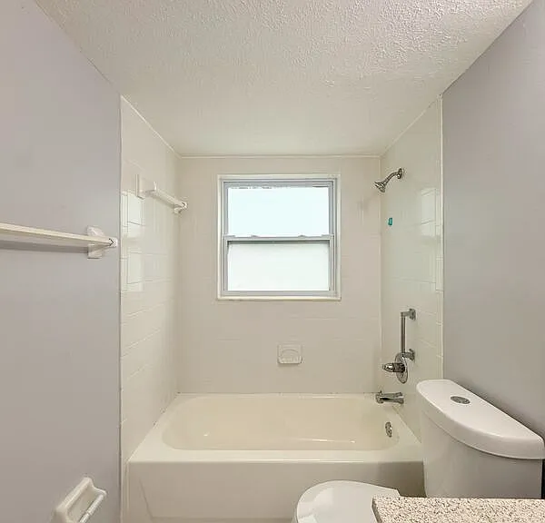 11705 North Dr #B — Photo 34
