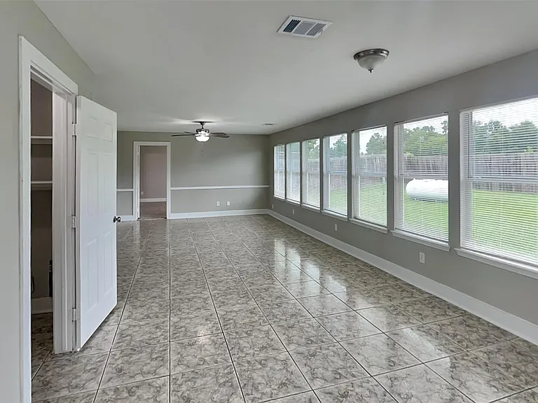 430 Fishhawk Way — Photo 5