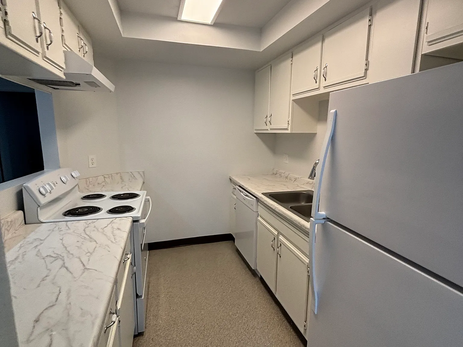 2 bed, $2,200 — Photo 3