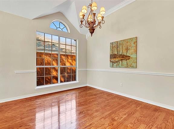 5th image of 7612 Capella Ct
