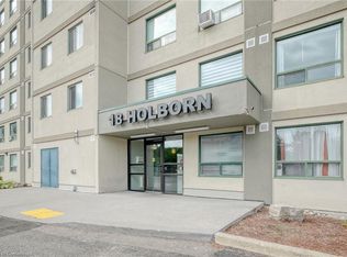 18 Holborn Ct #202, Kitchener, ON