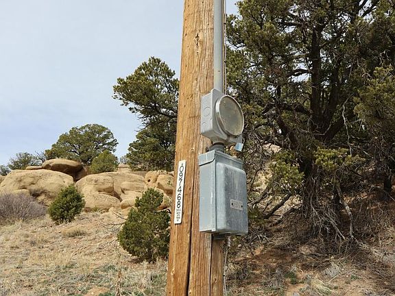 4th image of 311 Navajo Rd