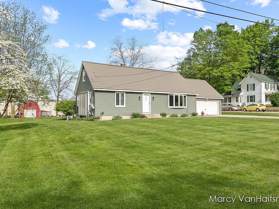 4989 36th Ave, Hudsonville, MI 49426 Zillow