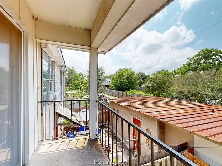 3808 Plainsman Ln — Photo 25