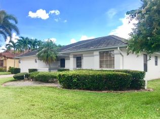 3040 Old Orchard Rd, Davie, FL 33328