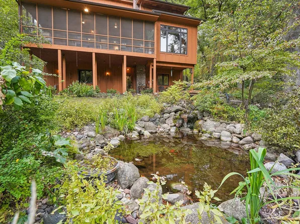 4705 Wild Canyon Dr, Woodbury, MN 55129