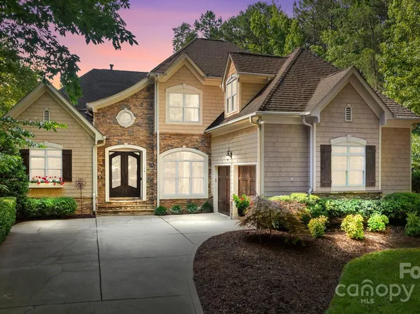 108 Brawley Harbor Pl, Mooresville, NC 28117