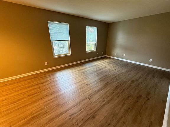 3rd image of 610 Breckenridge Ln #3