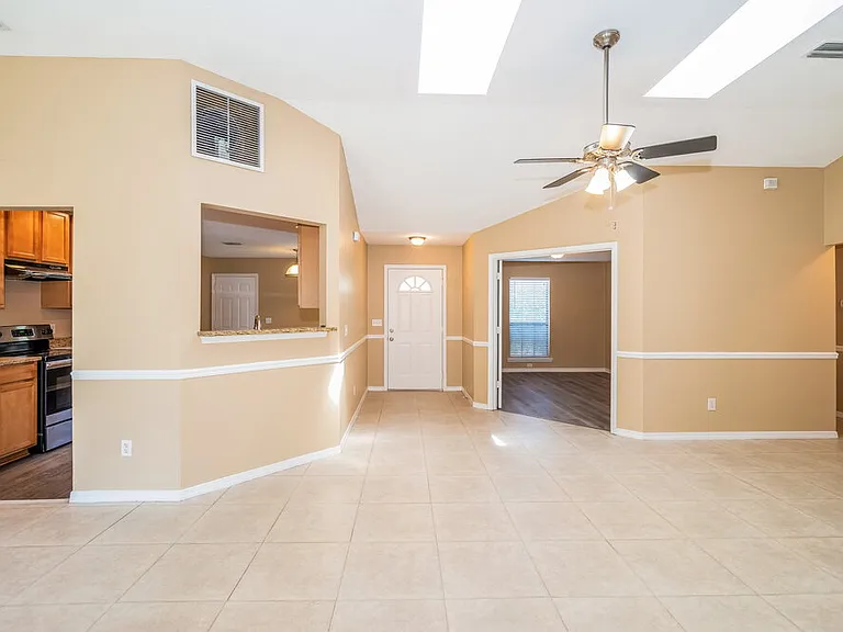 8536 Iron Mill Ct — Photo 9