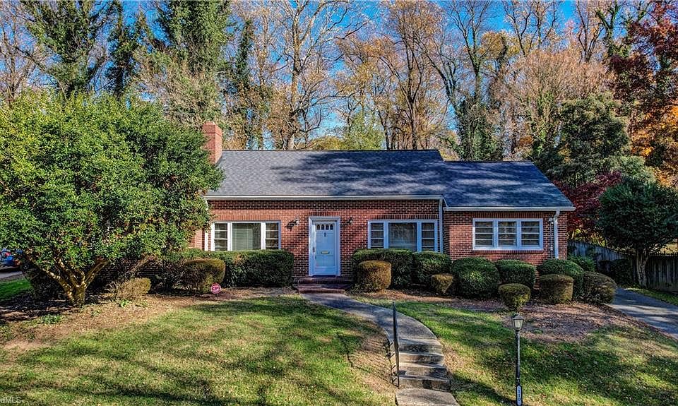1st image of 110 Forestdale Dr