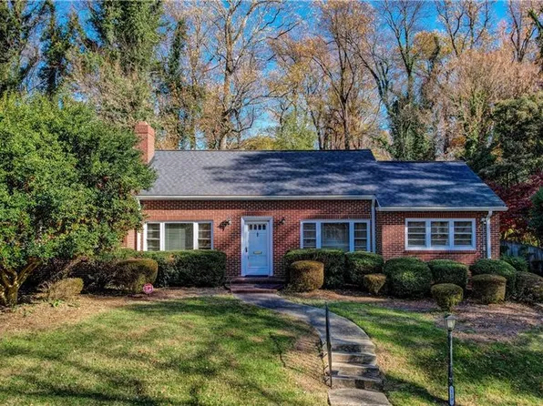 110 Forestdale Dr, Greensboro, NC 27403