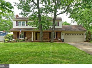 5 Red Oak Dr, Ocean View, NJ 08230