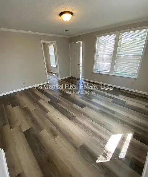 1693 Market St — Photo 18