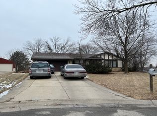 7033 N 89th St, Milwaukee, WI 53224