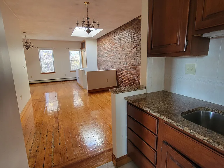 67-3 Baldwin St #673 — Photo 7
