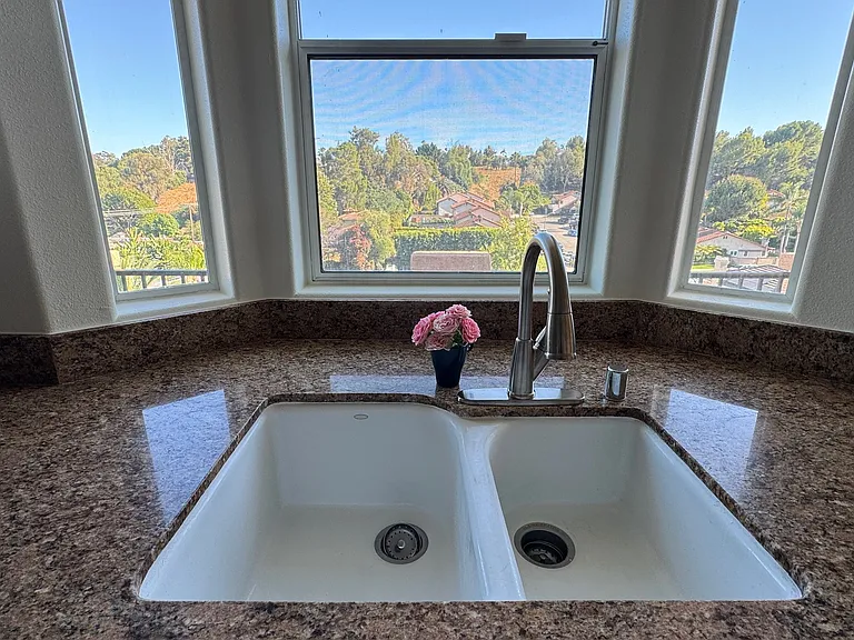 Expansive Views from High above giving natural cool breezes