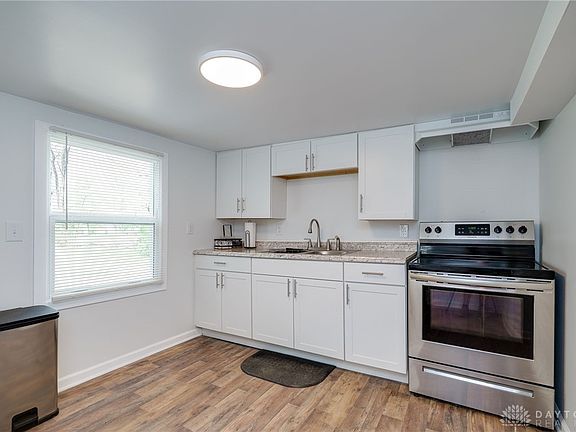 4th image of 3009 Omaha St