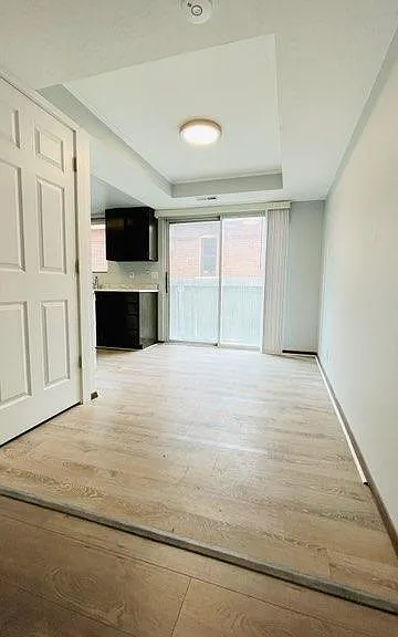 1063 S Lake St — Photo 4