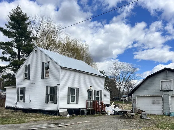 304 Stinson Street, Pittsfield, ME 04967