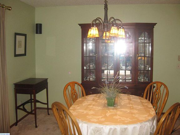 5th image of 905 SE Sunnymead Way