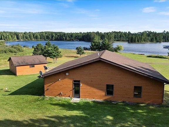 4th image of 6682 Evergreen Ln