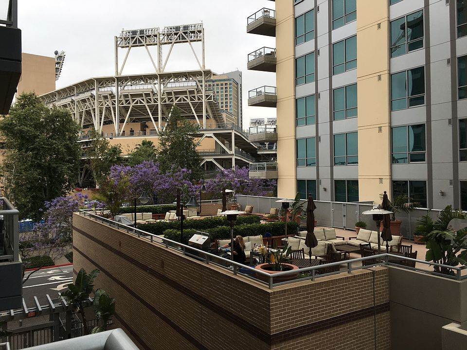 1st image of 206 Park Blvd Unit 301