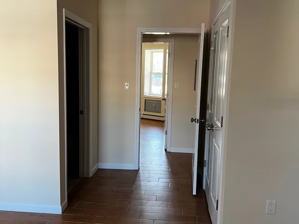 2126 Gerritsen Avenue image 18 of 23