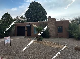 1244 Columbia Dr NE, Albuquerque, NM 87106