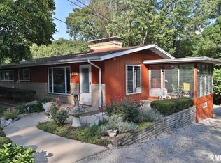 1302 N Wood Rd, Peoria, IL 61604