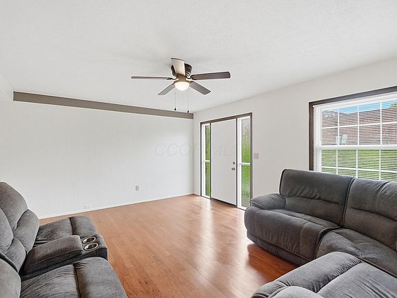 3rd image of 501 Clairbrook Ave #Jg8