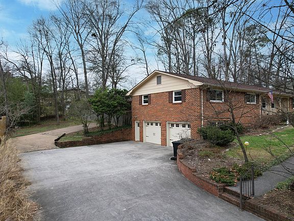 5th image of 2995 Parkwood Trl NW