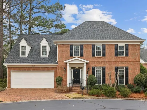 1958 Calder Ct, Dunwoody, GA 30338