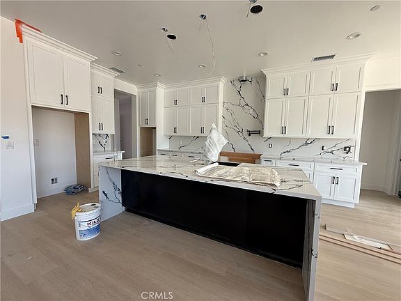 4th image of 7928 Featherstone Ct