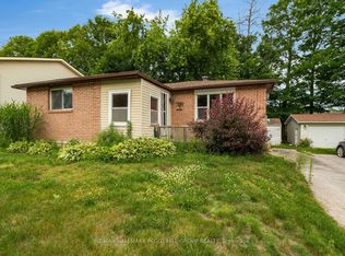 857 Birchwood Dr, Midland, ON L4R 4Y3