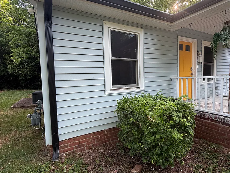 819 Chestnut St — Photo 15