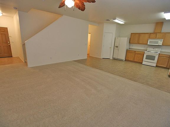 3rd image of 7060 W Lincoln St