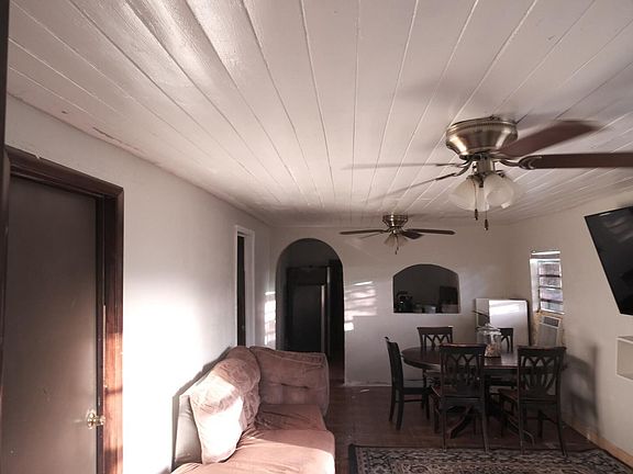5th image of 1617 Avenue E