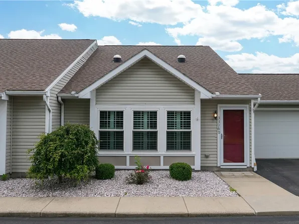 3396 Eagles Loft Unit D, Cortland, OH 44410